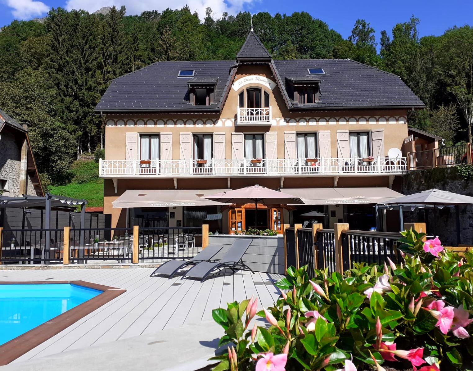 La Douce Montagne Ete Hotel